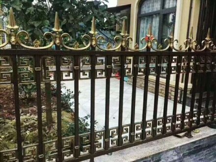 鋁藝護(hù)欄褪色、掉漆怎么辦？